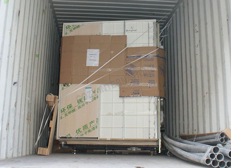 Unidades modernas de baño, cabinas prefabricadas para barcos